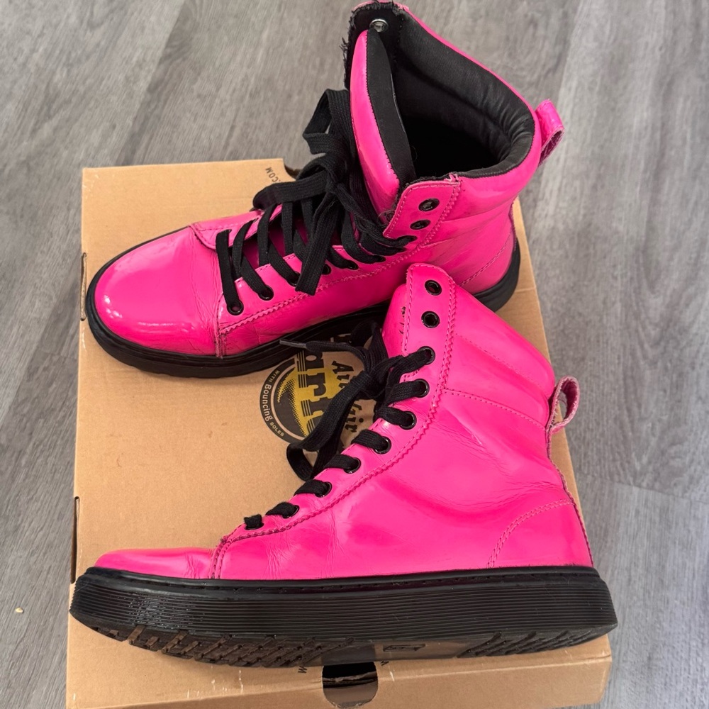 Dr. Martens Mix Patent Lamper Hot Pink Boots – Women’s US 8 / EU 39 - Picture 4 of 11